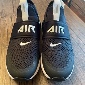 Nike Air Max 270 Extreme 5.5 Youth